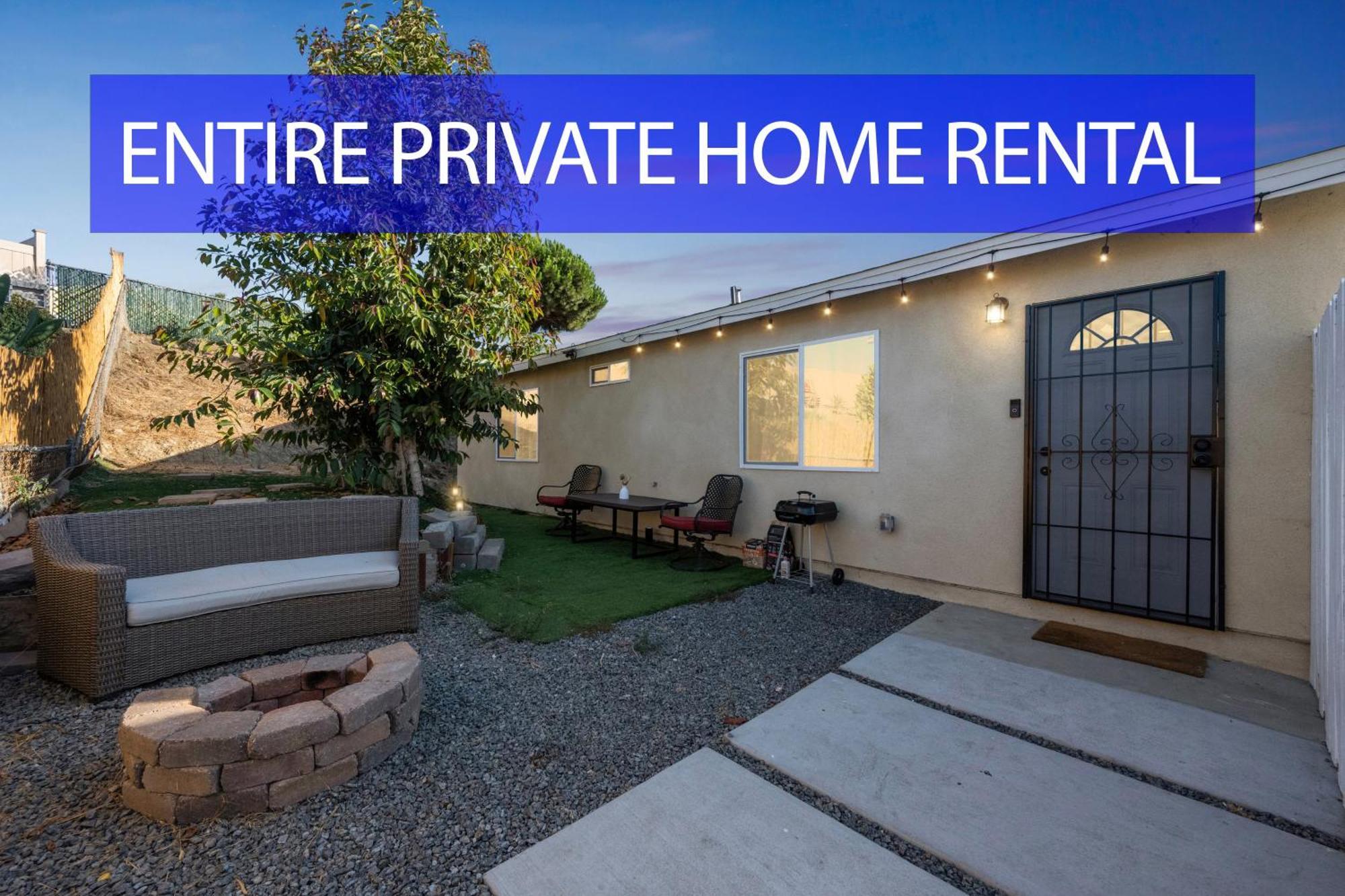 Entire Private 3-bedroom Home, Ranch, Baby Crib, Gated Yard, Available Now Casa de férias San Diego